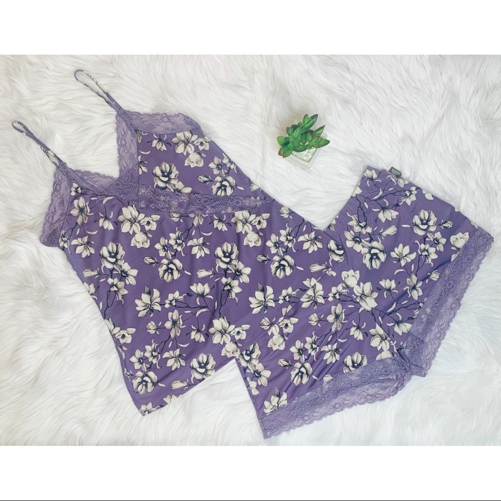VINCE CAMUTO Silky Purple Floral Pajama Set w/Lace
